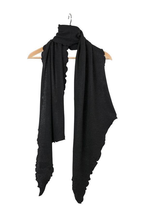 Betta-Black-KN Kati Niemi