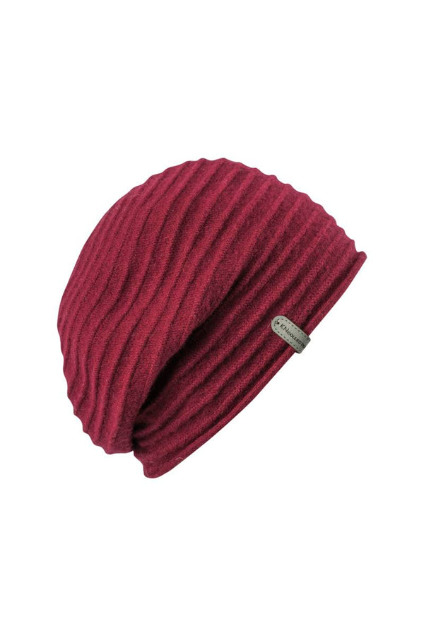 Siili-Burgundy-KN Kati Niemi